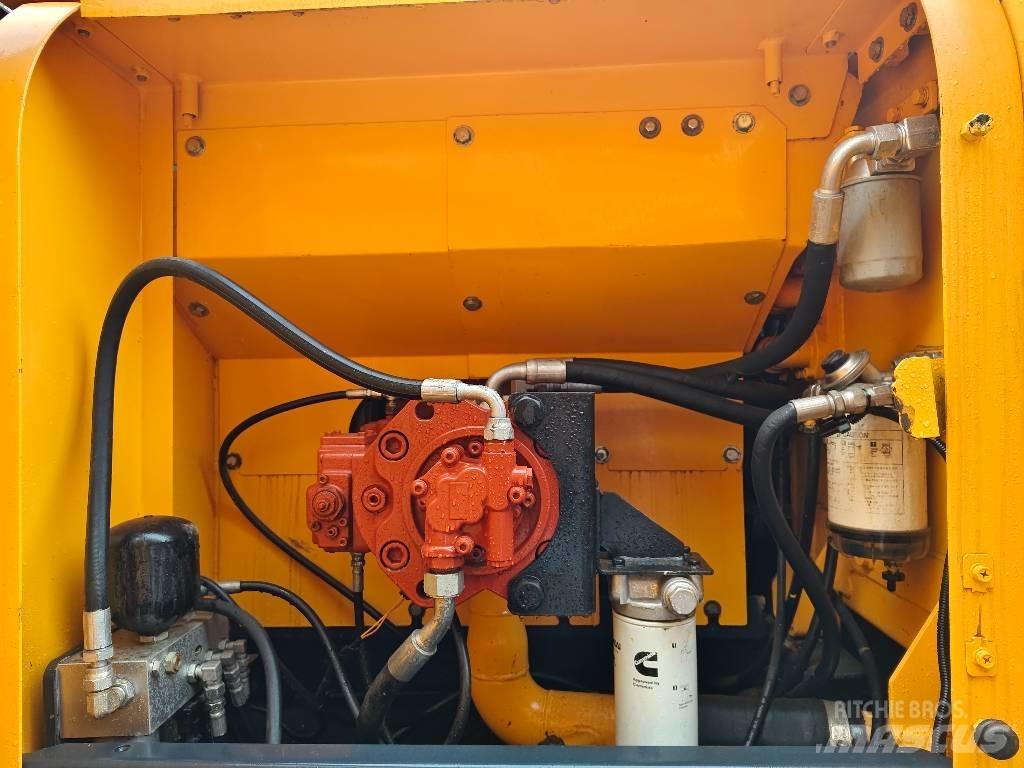 Hyundai R220LC-9S Excavadoras de cadenas