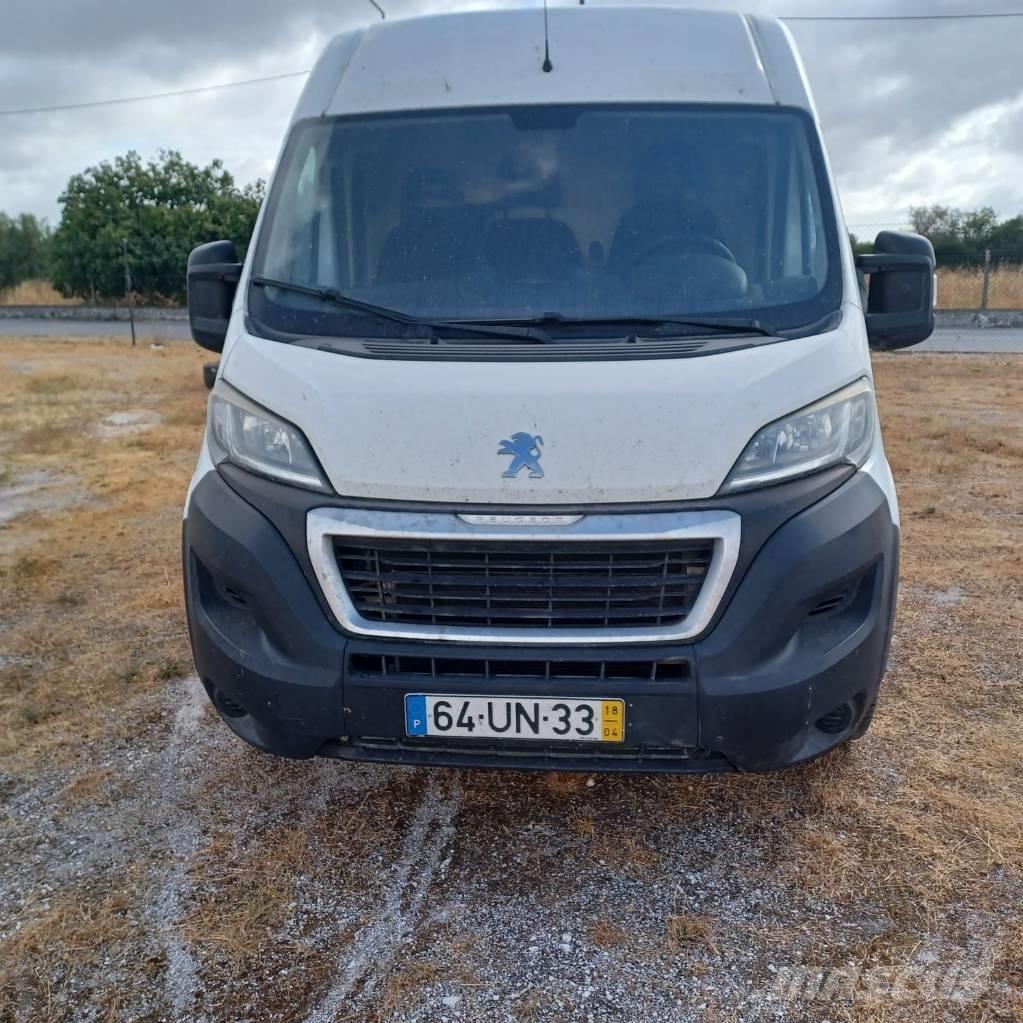 Peugeot Boxer Furgonetas caja abierta