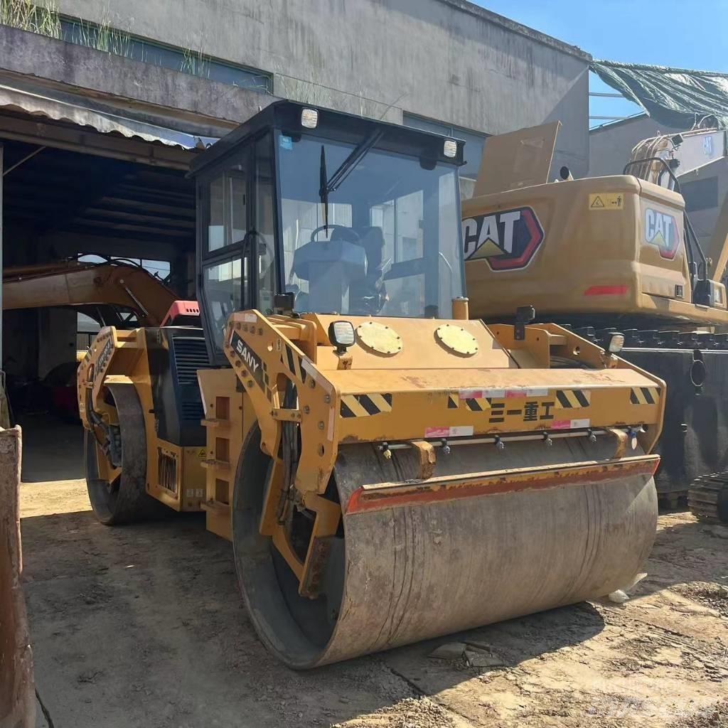 Sany STR 130 C-8S Rodillos de doble tambor