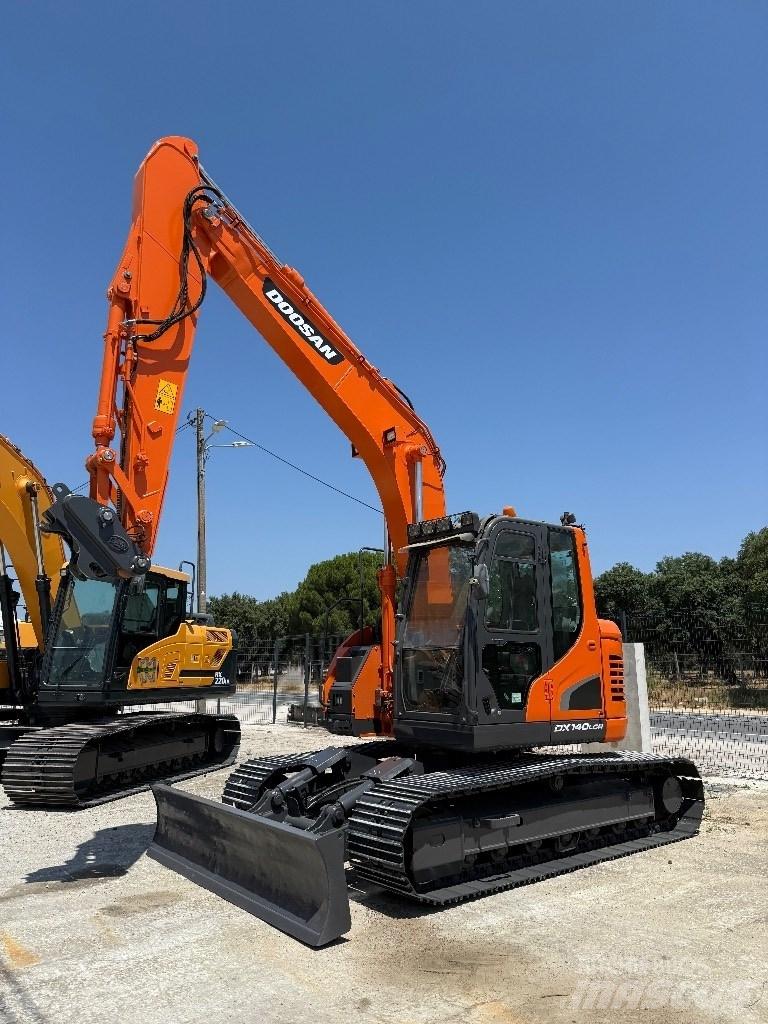  Dossan DX140LCR Excavadoras de cadenas