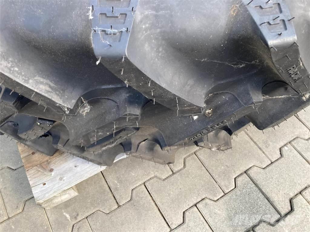 BKT 270/95R46 Neumáticos, ruedas y llantas