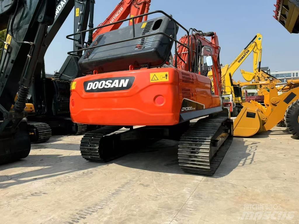 Doosan DX 300 LC-9C Excavadoras de cadenas