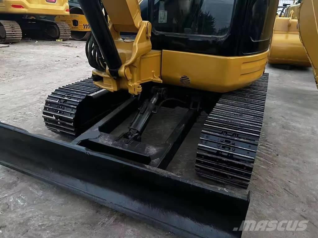 CAT 304 CR Mini excavadoras < 7t