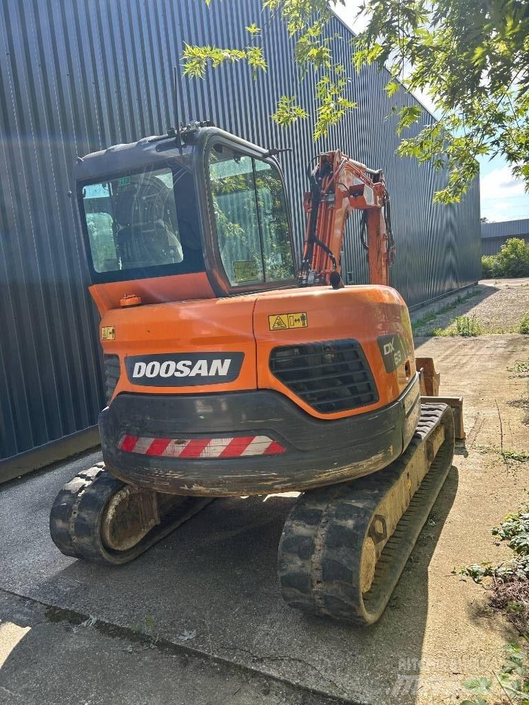 Doosan DX 63-3 Mini excavadoras < 7t