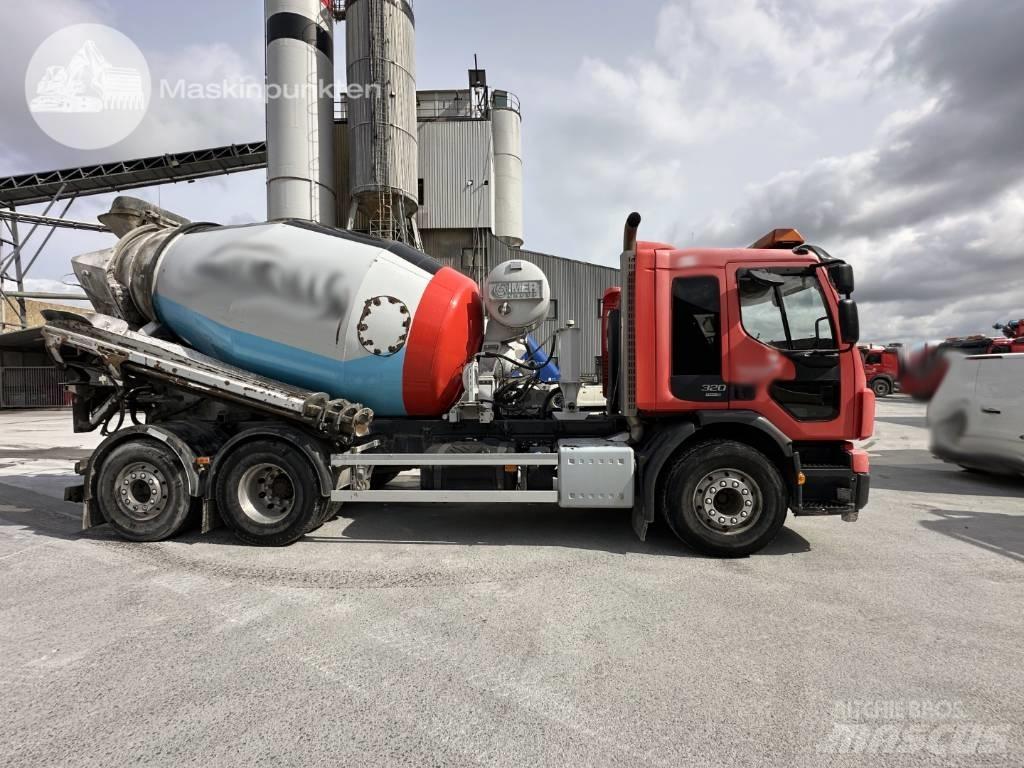Volvo FE 320 Camiones hormigonera