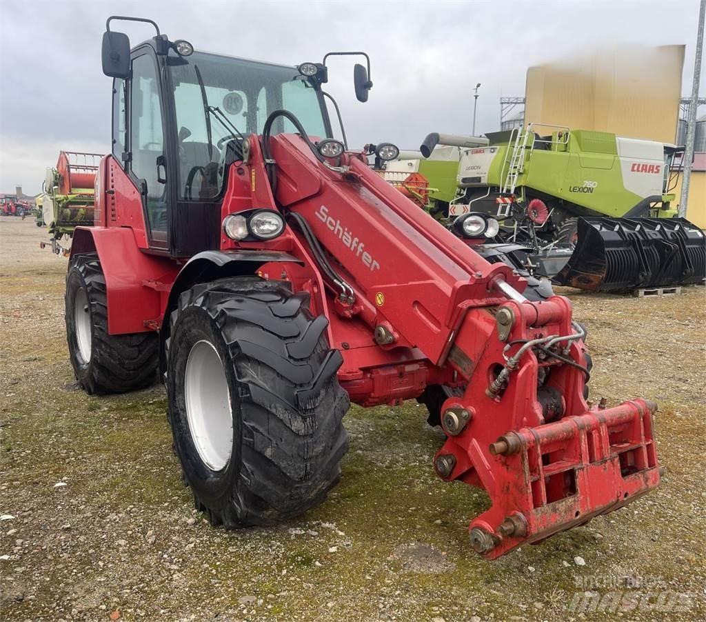 Schäffer 9610 T Palas cargadoras