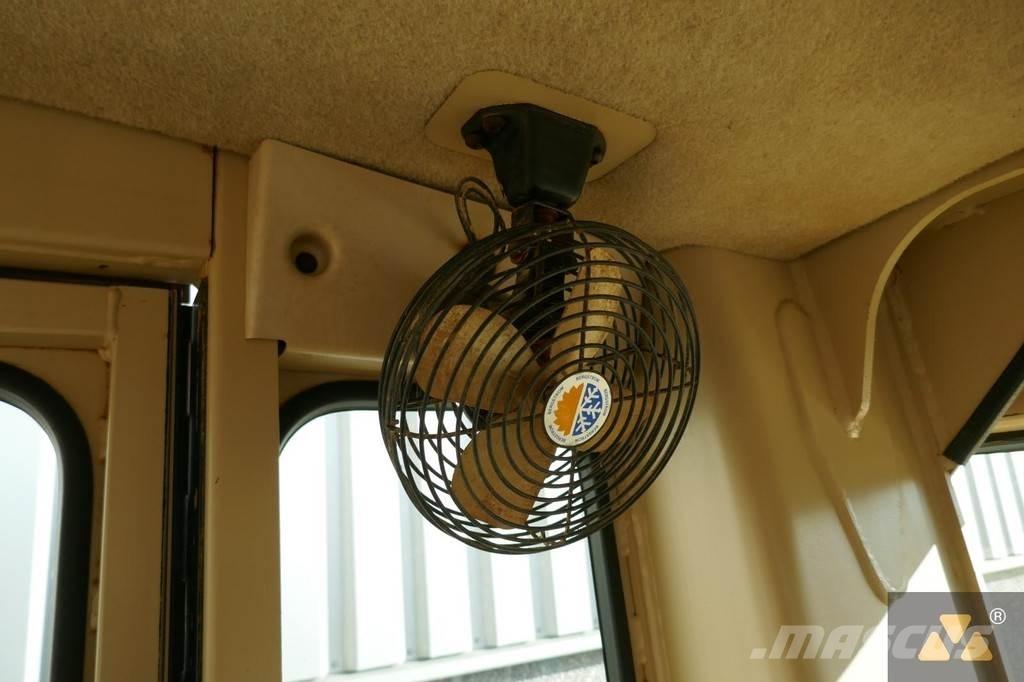 CAT 135H Motoniveladoras
