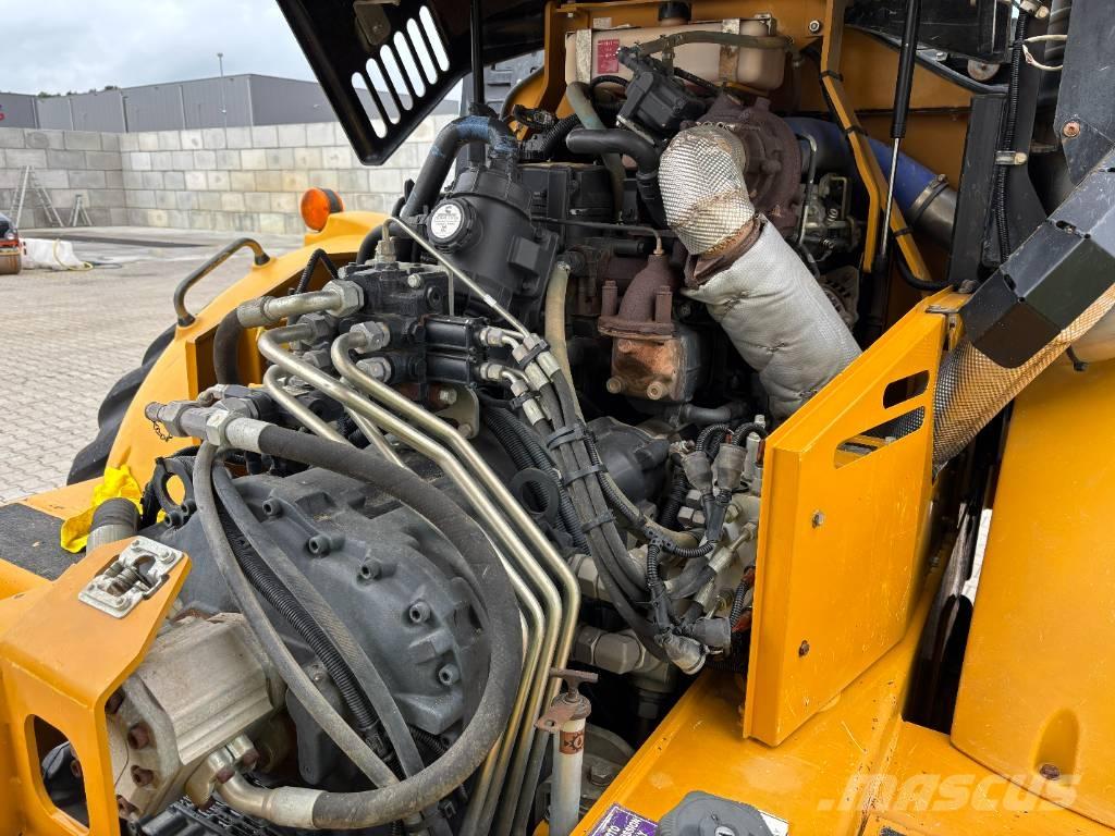  **SOLD** Hydrema 912 HM Dúmpers articulados