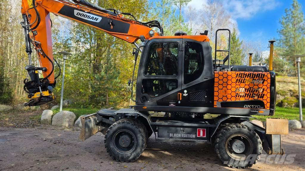 Doosan DX 170 W Excavadoras de ruedas