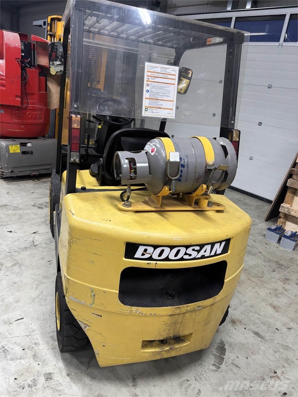 Doosan G30 Carretillas LPG