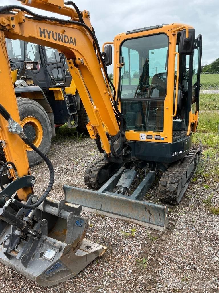 Hyundai R25Z-9 AK Mini excavadoras < 7t