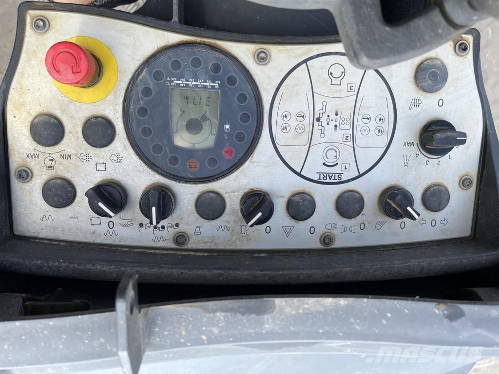 Bomag BW 120 AD-5 Rodillos de doble tambor