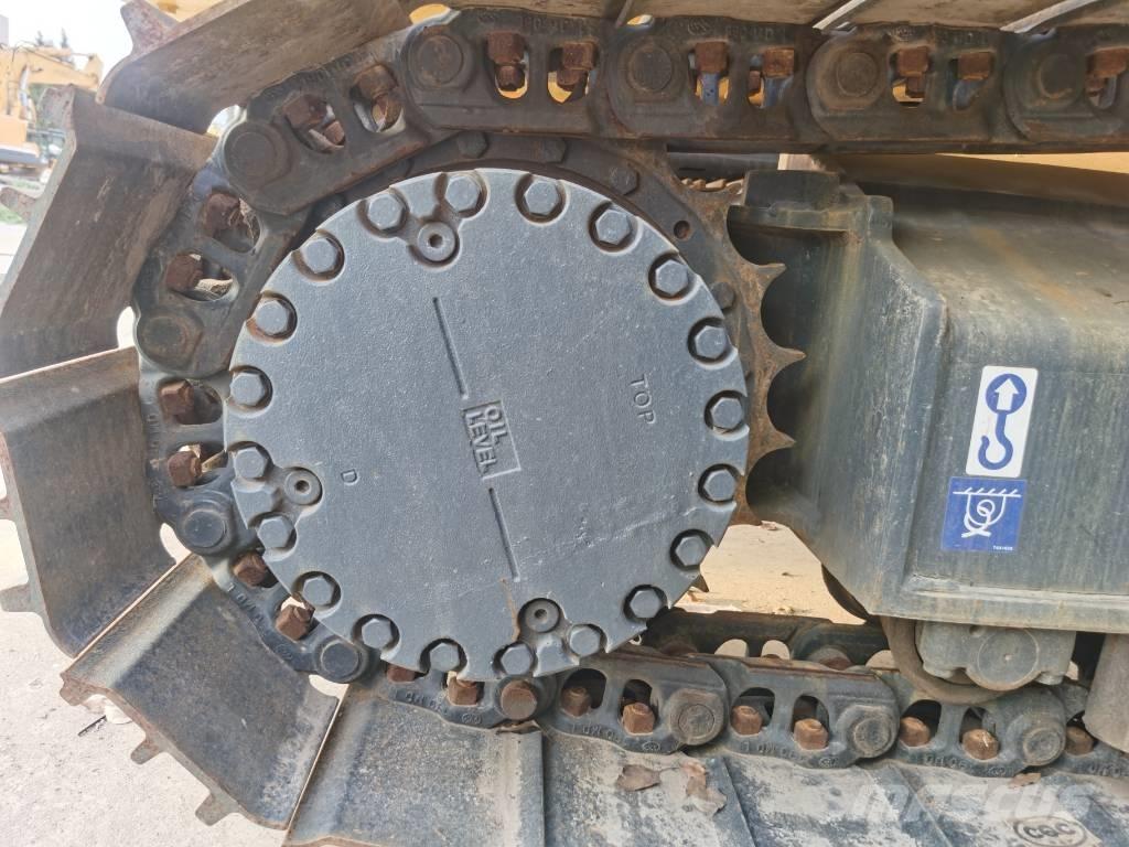 Komatsu PC 220-7 Excavadoras de cadenas