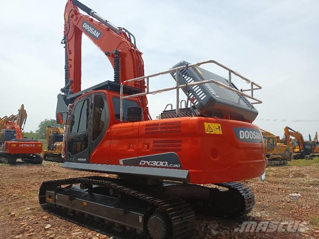 Doosan DX 300 Excavadoras de cadenas