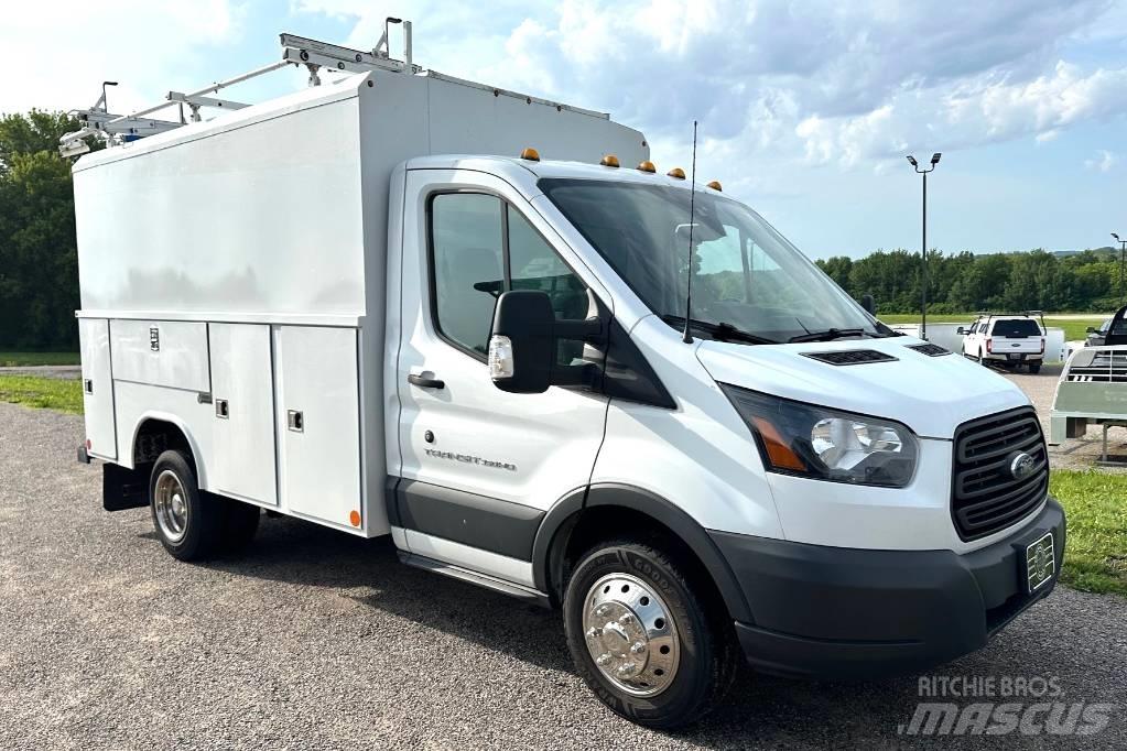 Ford Transit 350 Furgonetas caja abierta