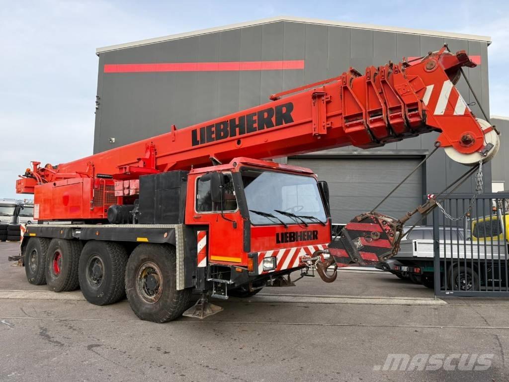 Liebherr LTM 1070 Grúas todo terreno