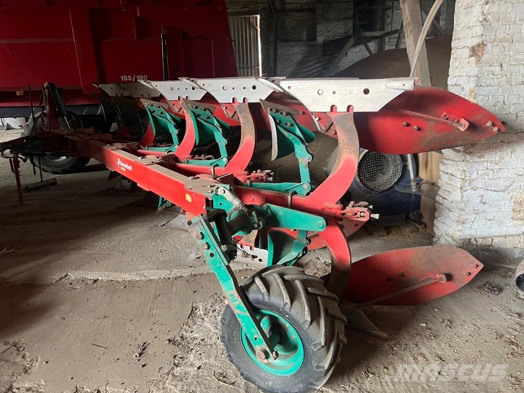 Kverneland ED Arados reversibles suspendidos