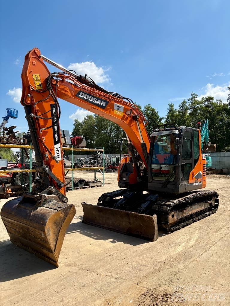 Doosan DX 140 LCR Excavadoras de cadenas