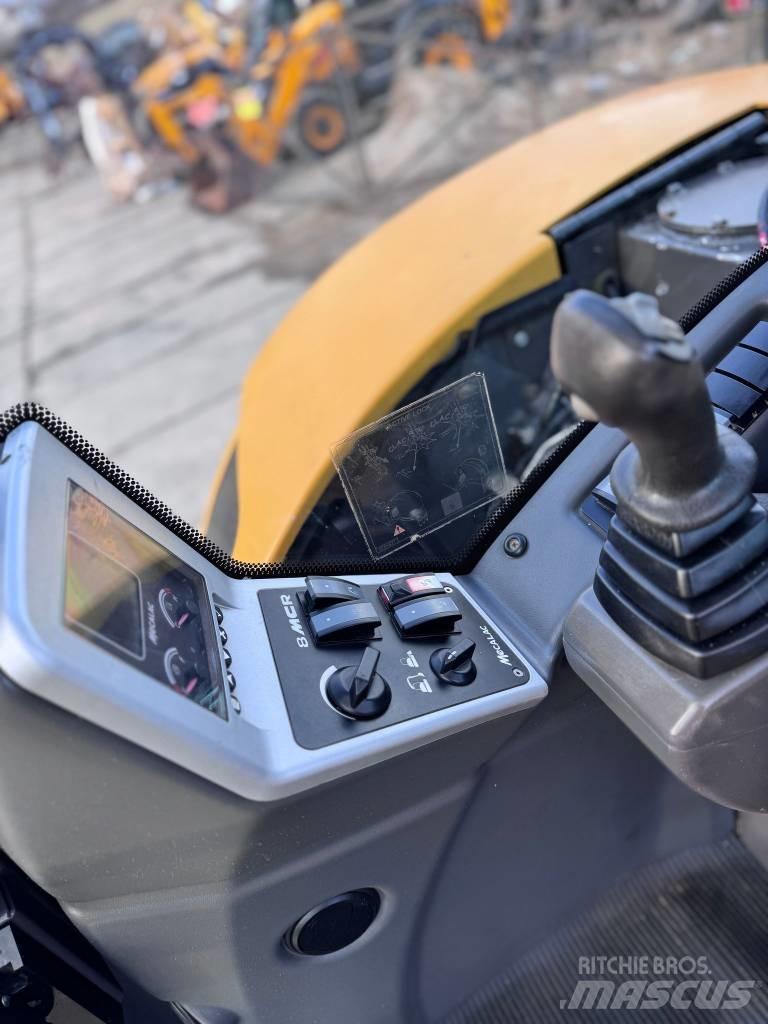 Mecalac 8 M CR Excavadoras de cadenas