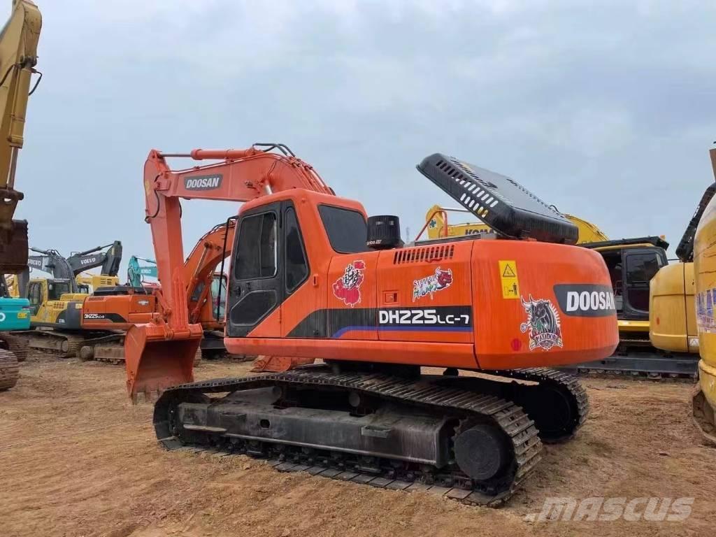 Doosan 225-7 Excavadoras de cadenas