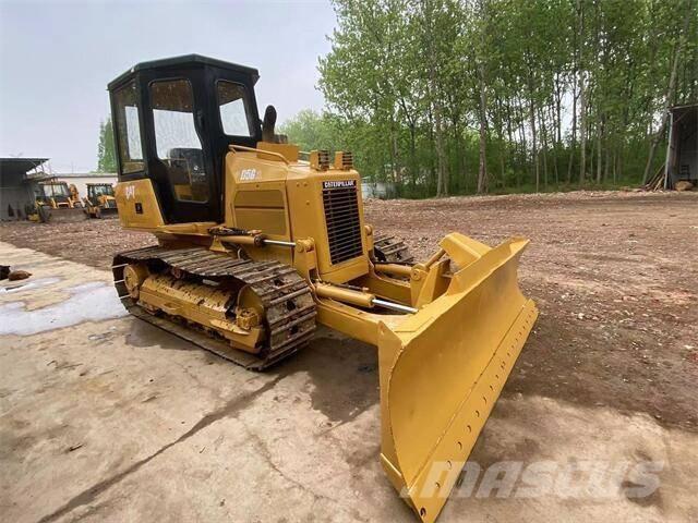 CAT D5G Buldozer sobre oruga