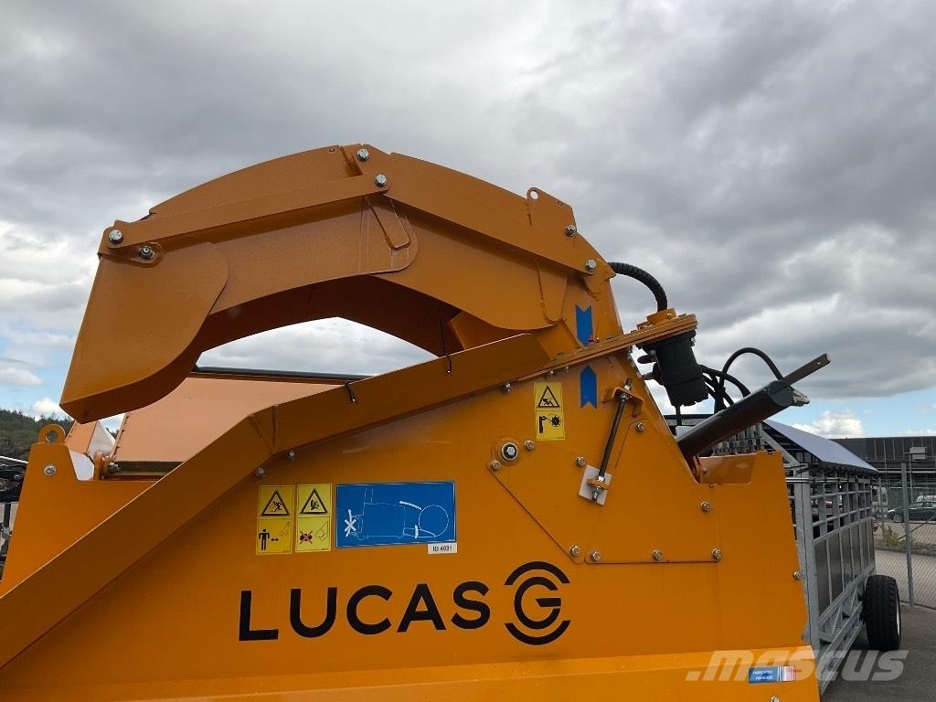 Lucas Castor + R 20 Desmenuzadoras, cortadoras y desenrolladoras de pacas