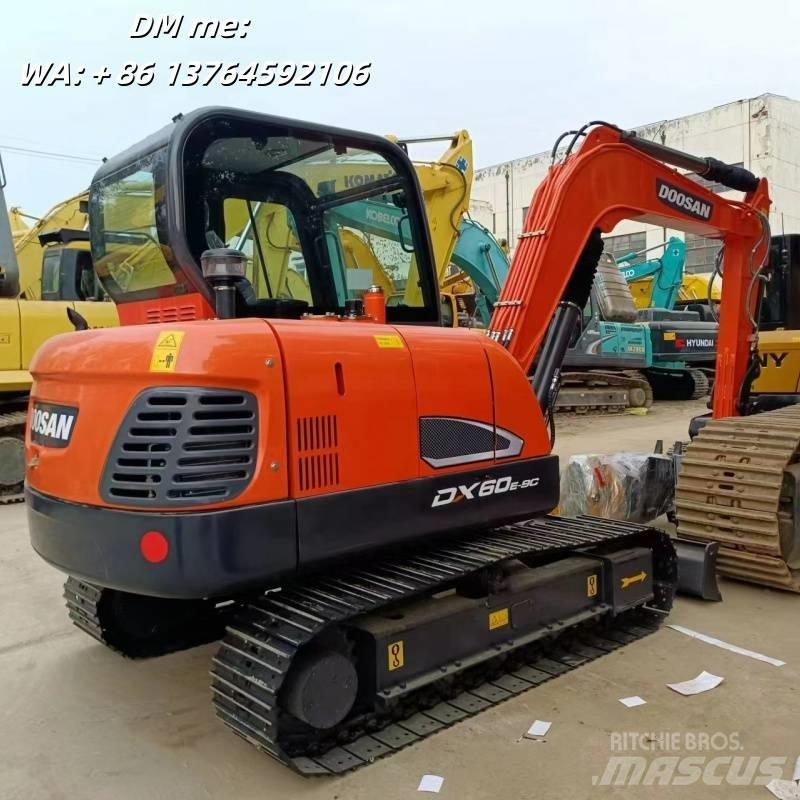 Doosan DX60 Excavadoras de cadenas