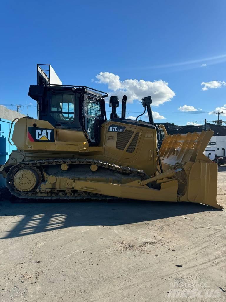 CAT D 7 E LGP Buldozer sobre oruga