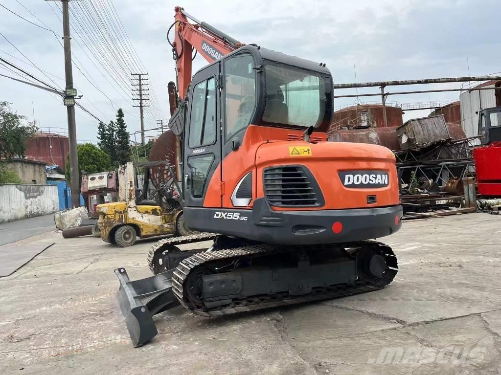 Doosan DX 55 Mini excavadoras < 7t