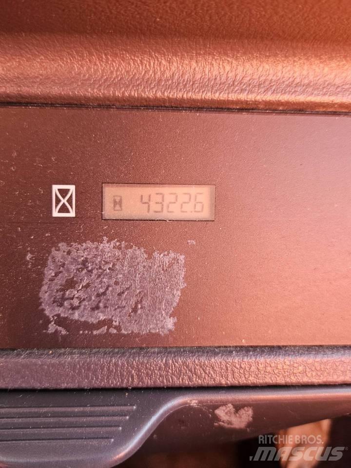 Socage A 314 Plataformas sobre camión
