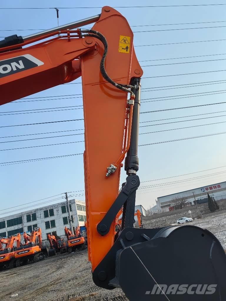 Doosan DX225 Excavadoras de cadenas