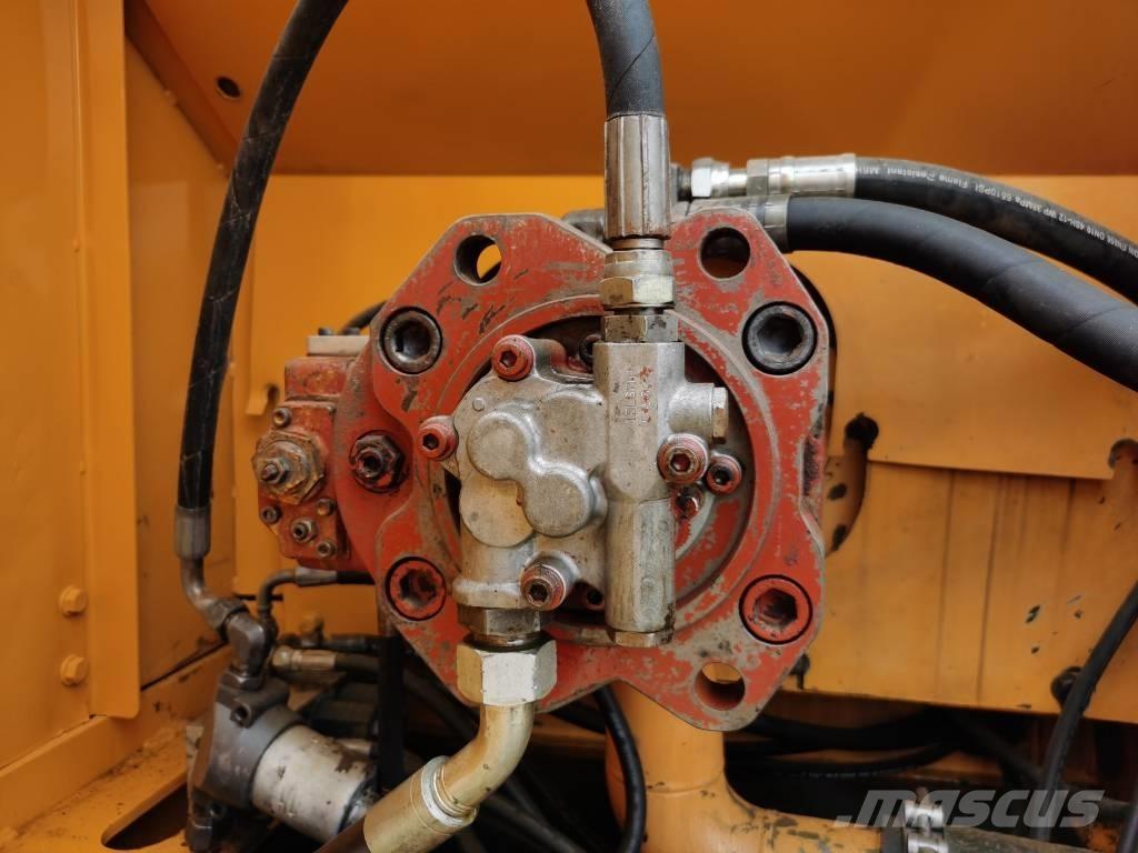 Hyundai R225LC-7 Excavadoras de cadenas