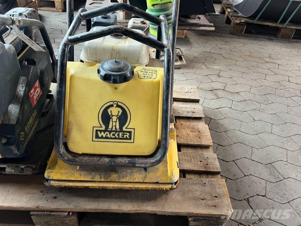 Bomag BVP 18/45 Vibradores