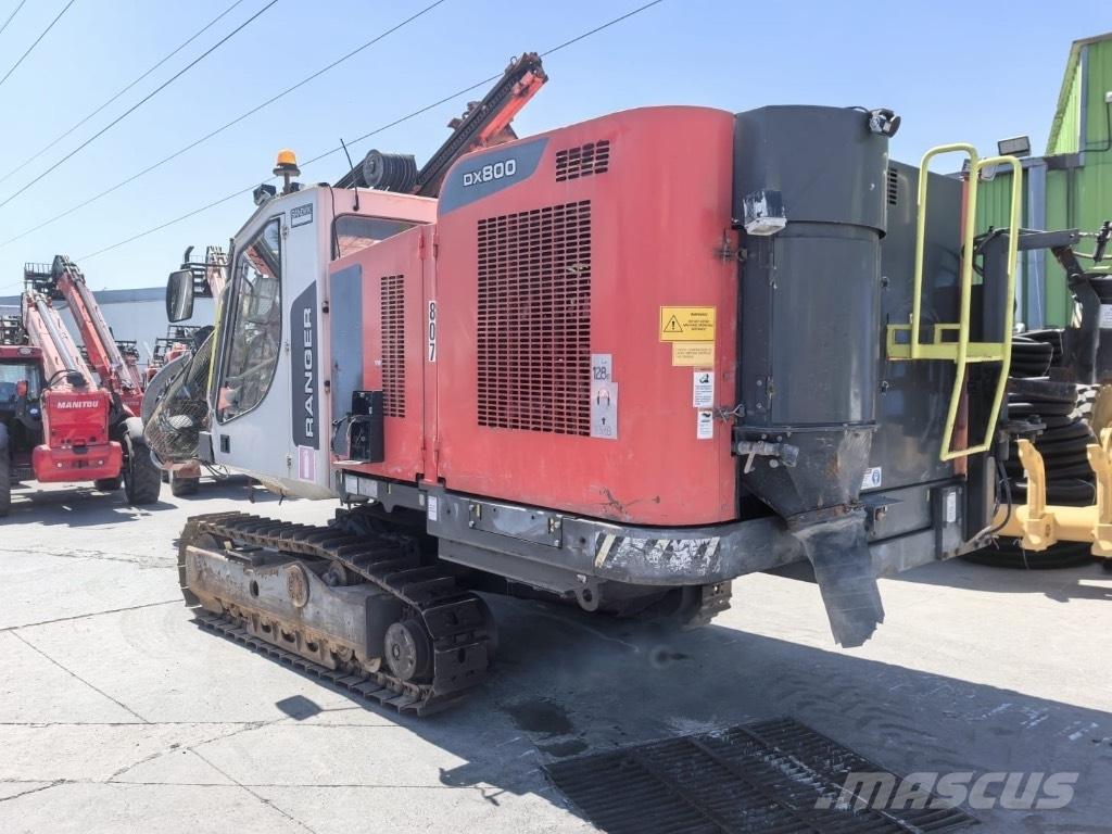 Sandvik DX 800 Perforadoras de superficie