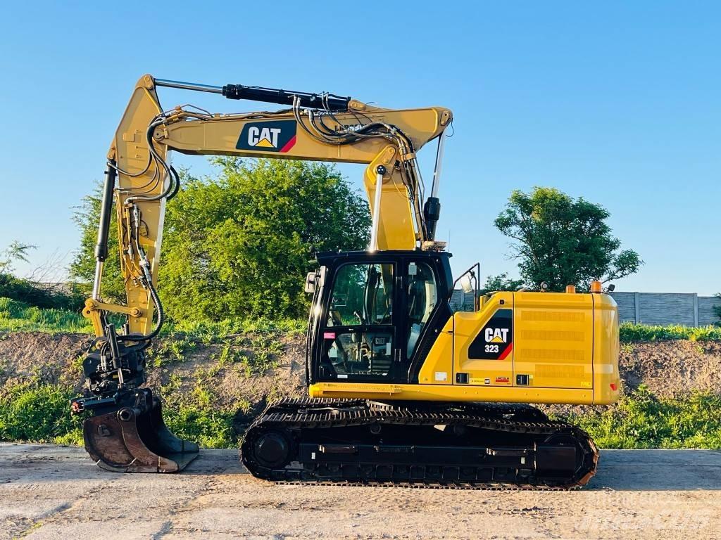 CAT 323 Excavadoras de cadenas