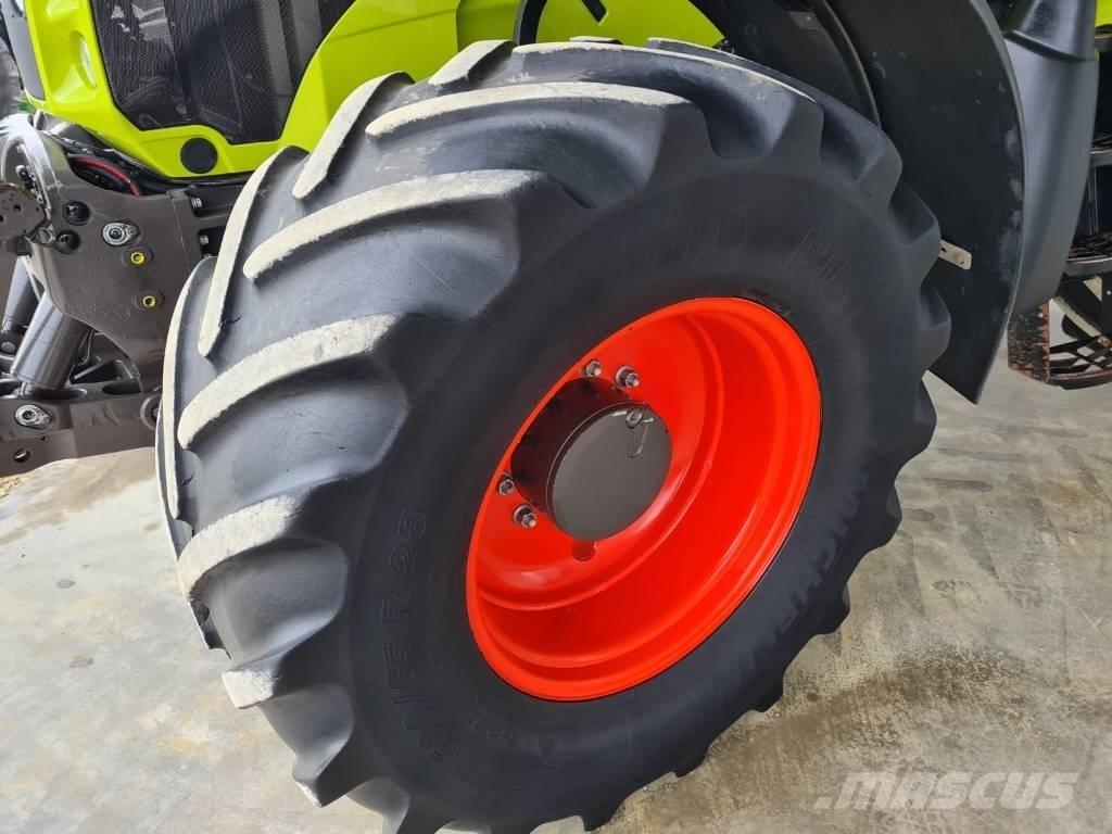CLAAS Axion 850 CIS Tractores