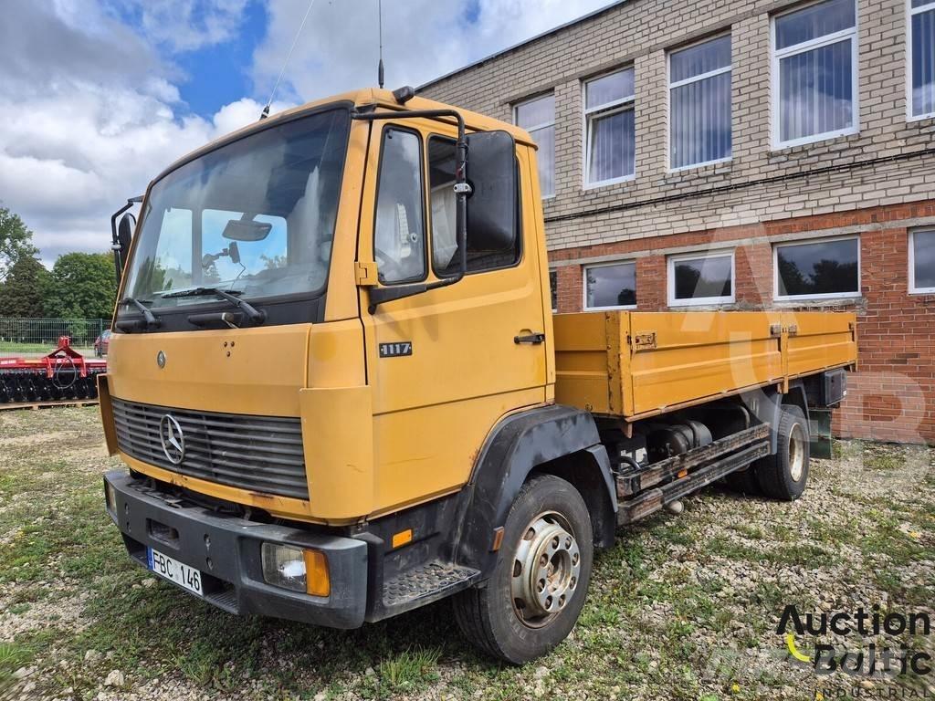 Mercedes-Benz 1117 Camiones bañeras basculantes o volquetes