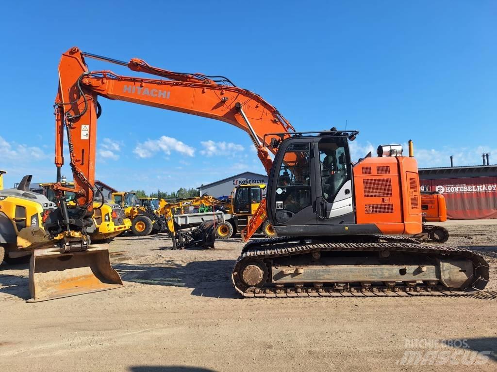 Hitachi ZX225USLC-5 Excavadoras de cadenas