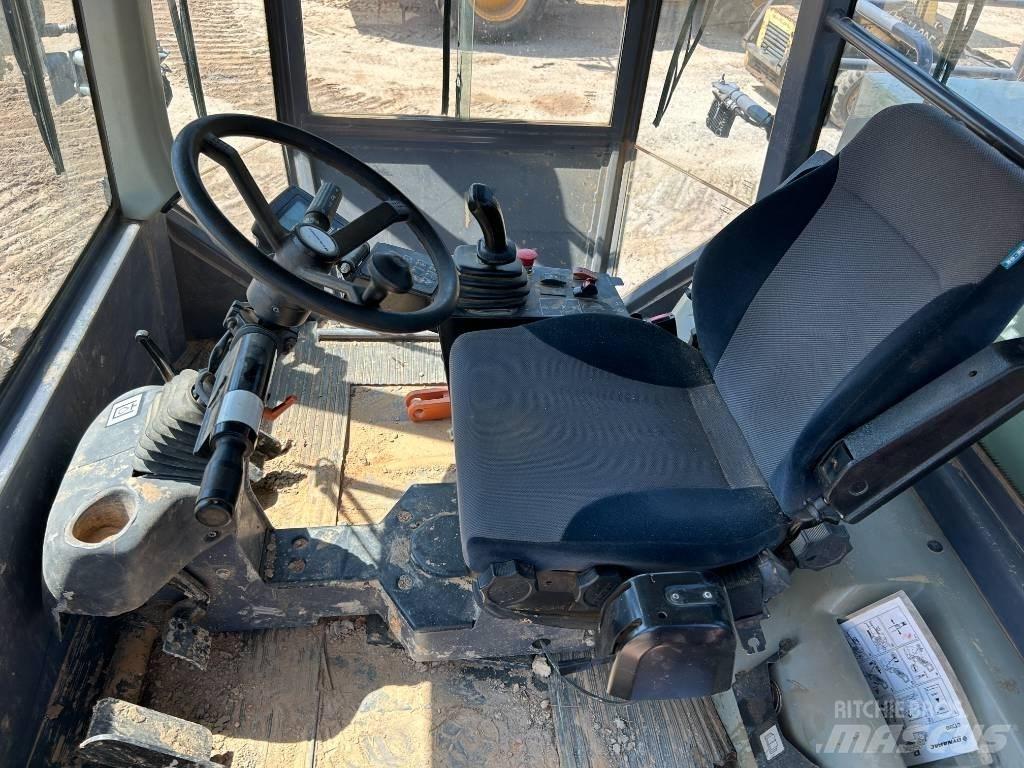 Dynapac CT 3000 Compactadores de suelo