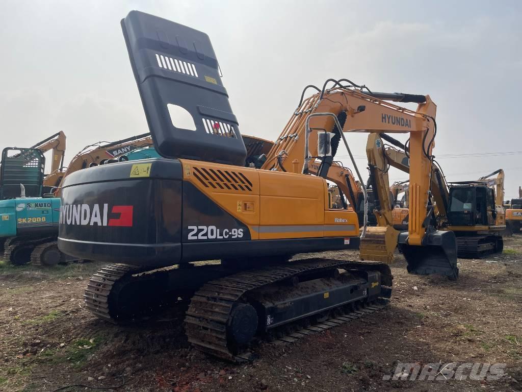 Hyundai 225LC-9S Excavadoras de cadenas