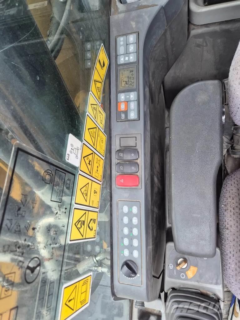 CAT M 318 F Excavadoras de ruedas