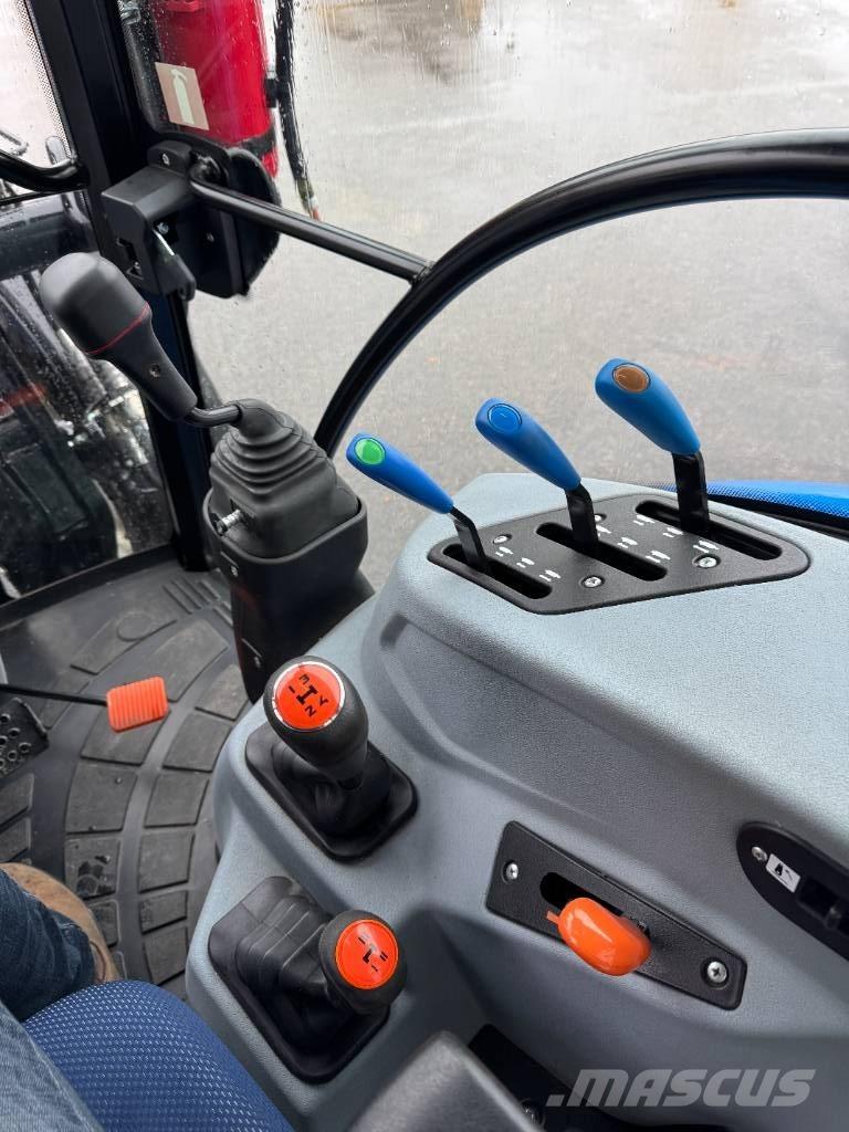 New Holland T4.75S Tractores