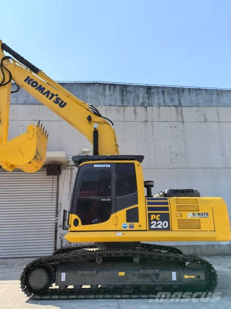 Komatsu PC 220-8 Excavadoras de cadenas