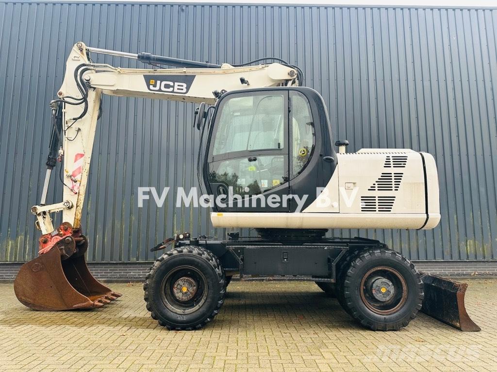JCB JS 145 W Excavadoras de ruedas