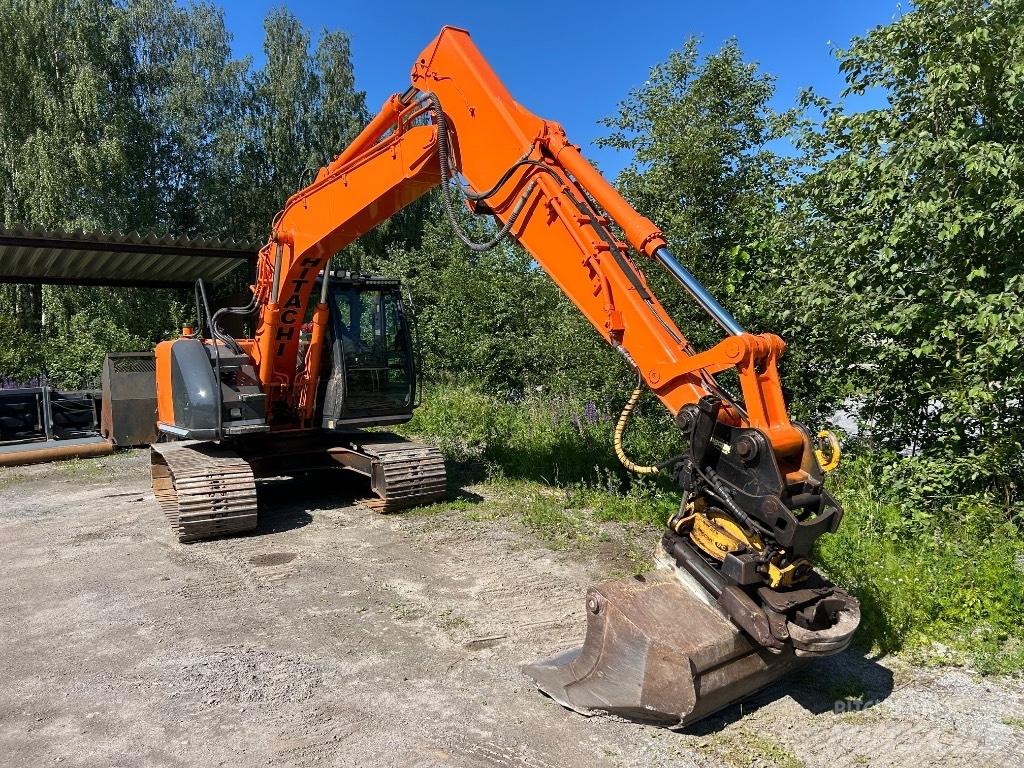 Hitachi ZX 135 US Excavadoras de cadenas