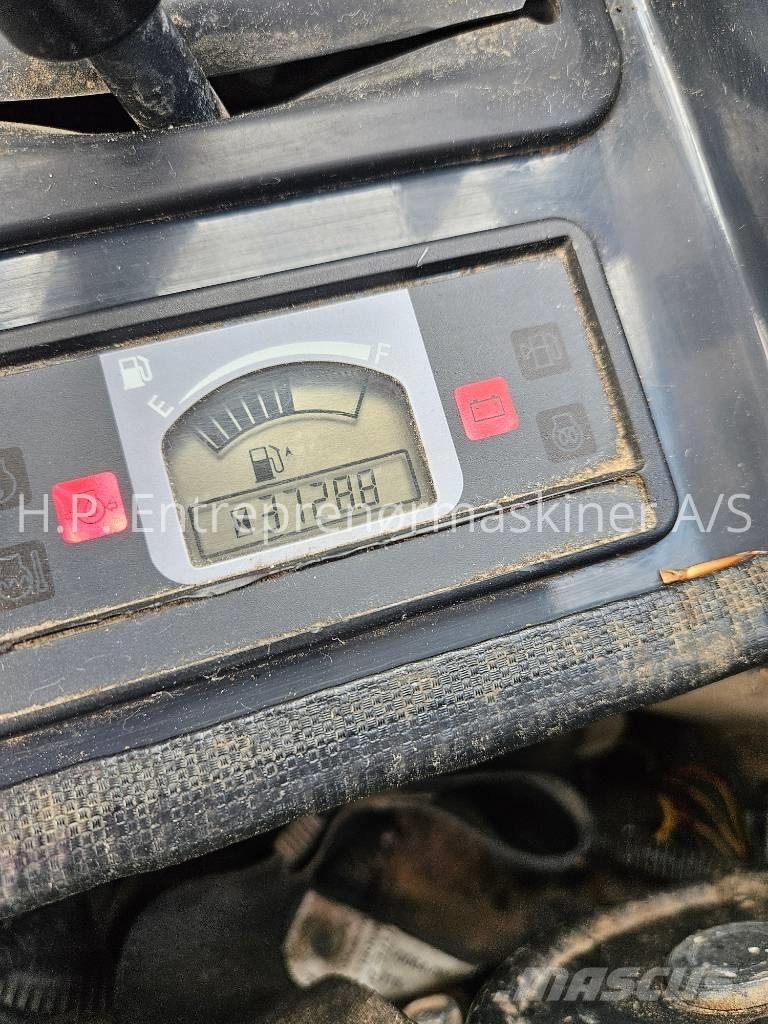 Hitachi ZX 26 U-6 CR Mini excavadoras < 7t