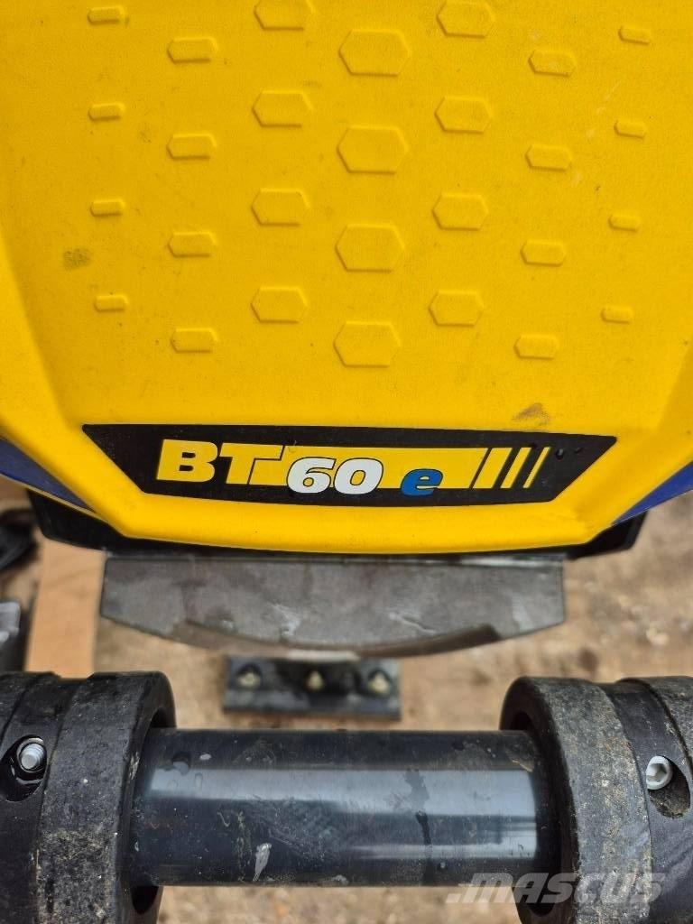 Bomag BT 60e Pisones compactadores
