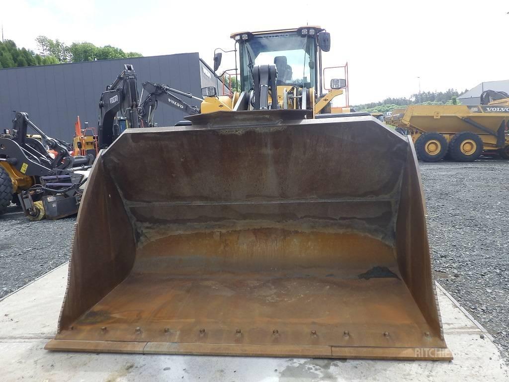 Volvo L 220 H Cargadoras sobre ruedas
