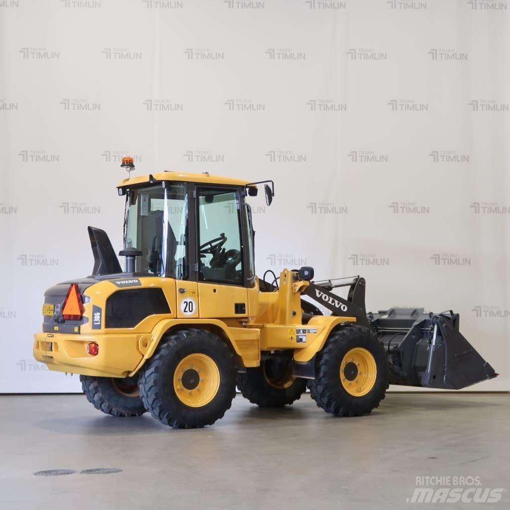 Volvo L30G Cargadoras sobre ruedas