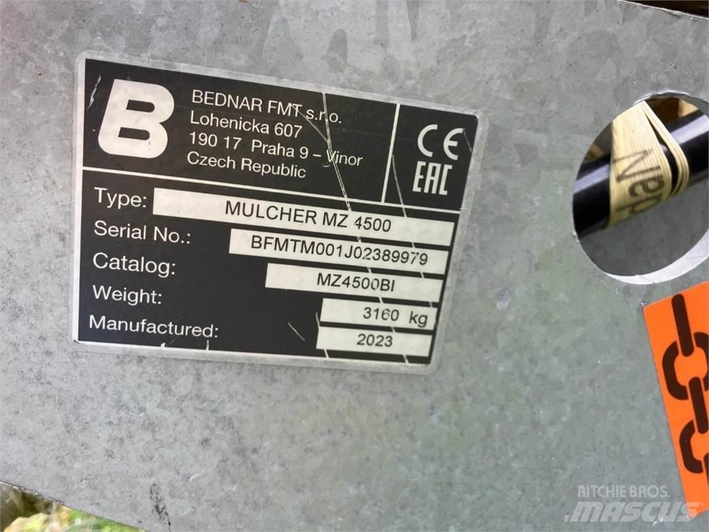 Bednar MZ 4500 Otros equipos usados para la recolección de forraje